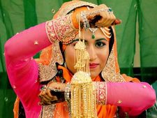 ನಂಬುತ್ತೀರೋ ಬಿಡುತ್ತೀರೋ-ಮದುವೆಯ ದಿನದಂದು ಕೂಡ ಮೂಢನಂಬಿಕೆ ಇದೆಯಂತೆ!  