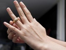 ಕೈಗೆ, ಕಾಲಿಗೆ, ಬಂಗಾರ ಧರಿಸುವ ಮುನ್ನ ತಿಳಿದಿರಲಿ ಈ ಸಂಗತಿಗಳು! 