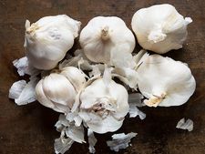 ಅಡುಗೆ ಮನೆಯ ಈ ಪುಟ್ಟ ಬೆಳ್ಳುಳ್ಳಿಯ ಸೌಂದರ್ಯ ರಹಸ್ಯ... 