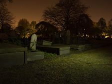 ಶವಪೆಟ್ಟಿಗೆಯಲ್ಲಿ ಹನ್ನೊಂದು ದಿನ ಜೀವಂತವಾಗಿ ದಫನಗೊಂಡಿದ್ದ ಮಹಿಳೆ!