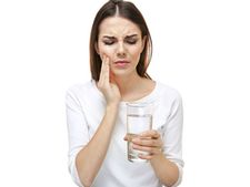 ನಿಮ್ಮ ಹಲ್ಲುಗಳಿಗೆ ಸ್ಪೆಷಲ್ ಟೂತ್ ಪೇಸ್ಟ್ ಬೇಕು ಎಂದು ತಿಳಿಸುವ 4 ಚಿಹ್ನೆಗಳು