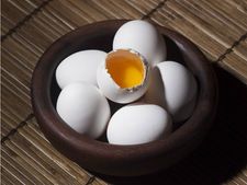 ದಿನಕ್ಕೆ ಒಂದಲ್ಲ, ಎರಡು ಮೊಟ್ಟೆ ತಿನ್ನಬೇಕಂತೆ! ಇದರಿಂದ ಬರೋಬ್ಬರಿ 8 ಆರೋಗ್ಯ ಲಾಭಗಳಿವೆ   