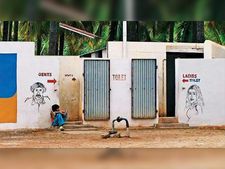 ಈ ಊರಿನಲ್ಲಿ ವಧು-ವರ ಮೂರು ದಿನ ಶೌಚಾಲಯಕ್ಕೆ ಹೋಗುವಂತಿಲ್ಲ!  