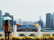 ಸಂಗಾತಿ ದೂರವಿದ್ದಾಗ ಸಂತೋಷಕ್ಕಿಂತ-ಸಮಸ್ಯೆಯೇ ಜಾಸ್ತಿ 