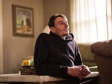 ಪಾಪ, ಹುಟ್ಟುವಾಗಲೇ ಈತನ ಅರ್ಧ ದೇಹ  ಸ್ವಾಧೀನದಲ್ಲಿರಲಿಲ್ಲ!  