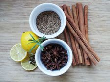 ನಾಟಿ ಔಷಧಿಗಳು: ಶೀತ ಹಾಗೂ ಕೆಮ್ಮಿನ ಸಮಸ್ಯೆ ಒಂದೇ ದಿನಗಳಲ್ಲಿ ಮಂಗಮಾಯ!     