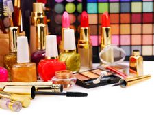 ಮೇಕಪ್ ಬ್ಯಾಗ್‌ನಲ್ಲಿ ಇರಲೇಬೇಕಾದ ಸಾಮಗ್ರಿಗಳು