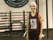 ಎಲ್ಲರ ಹುಬ್ಬೇರಿಸುತ್ತಿದೆ 72 ವರ್ಷದ ಇಳಿವಯಸ್ಸಿನ ಮಹಿಳೆಯ ಜಿಮ್ ಕಸರತ್ತು!