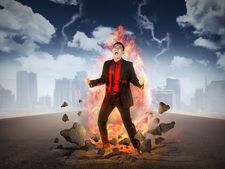 ನಿಮ್ಮ ದೇಹವು ಹೆಚ್ಚು ಬಿಸಿಯಾಗುತ್ತಿದೆಯೇ ? ಇಲ್ಲಿದೆ ಎಚ್ಚರಿಕಾ ಸೂಚನೆಗಳು ಮತ್ತು ಕಾರಣಗಳು