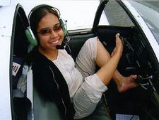 ಕೈಗಳಿಲ್ಲದ ವಿಶ್ವದ ಮೊದಲ ಪೈಲೆಟ್  ಜೆಸ್ಸಿಕಾ ಕಾಕ್ಸ್