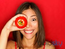 ಈ ಟೊಮೆಟೊ ಮನೆಮದ್ದುಗಳಿಂದ ಮೊಡವೆ, ಕಲೆ ಹೋಗಲಾಡಿಸಬಹುದು