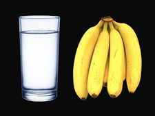 ಬೆಳಗ್ಗೆ ಒಂದು ಲೋಟ ಬಿಸಿನೀರಿನ ಜೊತೆ ಒಂದು ಬಾಳೆಹಣ್ಣು ತಿಂದರೆ ಏನಾಗುತ್ತೆ ಗೊತ್ತಾ?