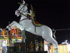 ವಾಸ್ತು ಪ್ರಕಾರ ಮನೆಯಲ್ಲಿ ಈ 5 ಕಲಾಕೃತಿಗಳಿದ್ದರೆ ಒಳಿತಾಗುವುದು