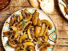 ರೆಸಿಪಿ: ಬಾಯಿ ಚಪ್ಪರಿಸುವಂತೆ ಮಾಡುವ ಮಶ್ರೂಮ್ ಪೆಪ್ಪರ್ ಫ್ರೈ