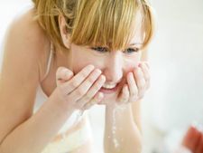 ಫೇಸ್ ವಾಶ್  ಆಯ್ಕೆ ಮಾಡುವಾಗ ಈ ವಿಚಾರಗಳನ್ನು ಗಮನದಲ್ಲಿಟ್ಟುಕೊಳ್ಳಿ..