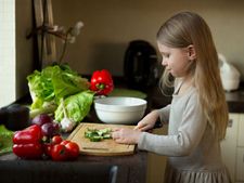 ನಿಮ್ಮ ಮಗು 10ವರ್ಷ ತಲುಪುವಾಗ ಕಲಿಸಬೇಕಾದ ಜೀವನ ಕೌಶಲ್ಯಗಳಿವು