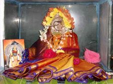 ಅದೃಷ್ಟ ಒಲಿಯಲು ಮಂಗಳ ಗೌರಿ ವ್ರತಾಚರಣೆ ಮಾಡುವಾಗ ಪಠಿಸಬೇಕಾದ ಮಂತ್ರಗಳಿವು