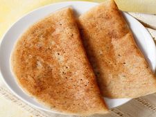 ಬೆಳಗ್ಗಿನ ಉಪಹಾರಕ್ಕೆ ದಿಢೀರ್ ಬ್ರೆಡ್ ದೋಸೆ..