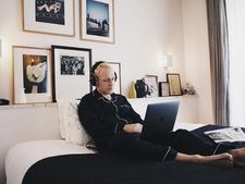 ಮನೆಯಿಂದಲೇ ಕಚೇರಿ ಕೆಲಸ ಮಾಡುವವರು ಸದಾ ಚುರುಕಾಗಿರಲು ಇಂಥಾ ಆಹಾರಗಳನ್ನು ಸೇವಿಸಿ