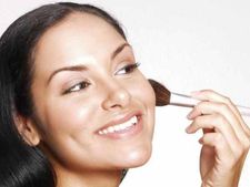 ಚಳಿಗಾಲದಲ್ಲಿ ಮೇಕಪ್ ಮಾಡಿಕೊಳ್ಳುವಾಗ ಈ ತಪ್ಪುಗಳನ್ನು ಮಾಡಬೇಡಿ