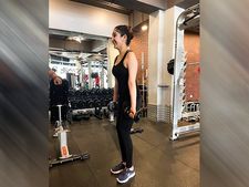 ಹೆರಿಗೆಯ ಬಳಿಕ ಮೊದಲಿನ ಮೈಮಾಟ ಮರಳಿ ಪಡೆದ ಯುವರತ್ನ ನಟಿ ಸಾಯೇಷ