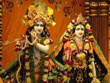 ಸೆಪ್ಟೆಂಬರ್‌ಕ್ಕೆ 4 ರಾಧಾ ಅಷ್ಟಮಿ: ಕಷ್ಟ ನಿವಾರಣೆಗೆ ಈ ಶುಭ ಮುಹೂರ್ತದಲ್ಲಿ  ಪೂಜೆಯನ್ನು ಮಾಡಿ