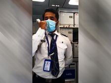  ಫ್ಲೈಟ್‌ನಲ್ಲಿ ಹುಬ್ಬಳ್ಳಿ ಕನ್ನಡದಲ್ಲಿಯೇ ಸೂಚನೆ ನೀಡಿದ ಪೈಲೆಟ್‌:  ವೀಡಿಯೋ ವೈರಲ್