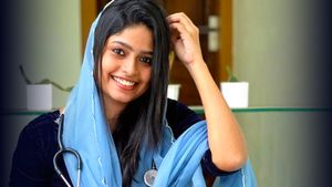 WHO ಶ್ರವಣ ದಿನದ ಪೋಸ್ಟರ್‌ನಲ್ಲಿ ಕೇರಳದ ಯುವತಿ: ಈಕೆಗೆ ಮೊತ್ತ ಮೊದಲು ಕಿವಿ ಕೇಳಿಸಿದ್ದೇ  ತನ್ನ 6ನೇ ವಯಸ್ಸಿನಲ್ಲಿ