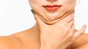 ಮುಖದ ಬೊಜ್ಜು ಕರಗಬೇಕಾ? ಹಾಗಾದ್ರೆ ಈ ಆಹಾರಗಳನ್ನು ತಿನ್ನಲೇಬೇಡಿ  