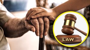 ಪೋಷಕರನ್ನು ನೋಡಿಕೊಳ್ಳದ ಮಗ/ಮಗಳಿಗೆ ಕಾನೂನು ಮೂಲಕ ತಕ್ಕಪಾಠ ಕಲಿಸಬಹುದೇ?