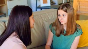 ನಿಮ್ಮ ಮಗಳು ಋತುಮತಿಯಾದಾಗ ಈ ತಪ್ಪುಗಳನ್ನು ಮಾಡಲೇಬೇಡಿ !