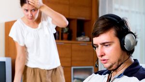 ಈ ಲಕ್ಷಣಗಳು ನಿಮ್ಮ ಪತಿಗೆ ನಿಮ್ಮನ್ನು ಕಂಡರೆ ಆಗೋದಿಲ್ಲ ಅನ್ನೋದನ್ನು ಸೂಚಿಸುತ್ತದೆ!