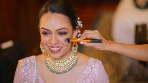 ಮದುವೆ ಫಂಕ್ಷನ್‌ಗಳಲ್ಲಿ ಬೆವರಿನಿಂದ ಮೇಕಪ್ ಹಾಳಾಗದಿರಲು ಈ ಟ್ರಿಕ್ಸ್ ಬಳಸಿ