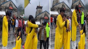 ಕೇದರನಾಥ ದೇವಾಲಯದಲ್ಲಿ ಲವ್ ಪ್ರಪೋಸ್‌ ವೀಡಿಯೋ ವೈರಲ್‌: ನೆಟ್ಟಿಗರ ಆಕ್ರೋಶ 