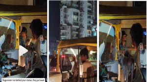 ತನ್ನ ನಾಯಿ ಜೊತೆಯೇ ಯೂಬರ್  ಆಟೋ ಓಡಿಸುವ ಬೆಂಗಳೂರಿನ  ಚಾಲಕ:  ಪರಿಶುದ್ಧ ಪ್ರೀತಿಯ ವೀಡಿಯೋ ವೈರಲ್