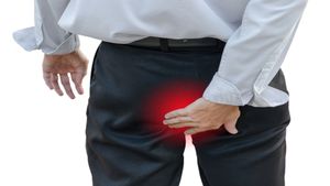 ಮೂಲವ್ಯಾಧಿಗೆ ತೆಂಗಿನಕಾಯಿಯಲ್ಲಿದೆ ಪರಿಹಾರ.! ಮನೆಮದ್ದು ಏನು ಗೊತ್ತಾ?