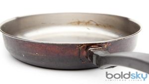 ಪಾತ್ರೆಯ ಜಿಡ್ಡು ಸುಲಭವಾಗಿ ಹೋಗಲಾಡಿಸಬೇಕೆ..? ಮನೆಯಲ್ಲೇ ಮಾಡಿ ಈ ಪ್ಲಾನ್..! 