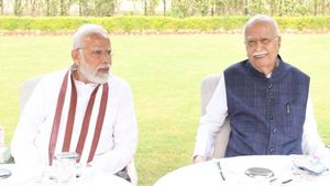 ಬಿಜೆಪಿ ನಾಯಕ ಅಡ್ವಾಣಿಗೆ ಭಾರತ ರತ್ನ ಘೋಷಣೆ..! ಈವರೆಗೆ ಭಾರತ ರತ್ನ ಪಡೆದವರ ಪಟ್ಟಿ ಇಲ್ಲಿದೆ