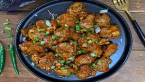 ಬಾಯಲ್ಲಿ ನೀರು ತರಿಸುವ ಮಶ್ರೂಮ್ ಮಂಚೂರಿಯನ್..! ಮಾಡುವ ವಿಧಾನ ಇಲ್ಲಿದೆ!