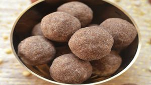 ಪ್ರೋಟೀನ್‌ಯುಕ್ತ ಕಡಲೆಕಾಯಿ ರವೆ ಉಂಡೆ ಮಾಡುವುದೇಗೆ..? ಇಲ್ಲಿದೆ ರೆಸಿಪಿ