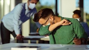 ಸೀನಿಗೂ ಆರೋಗ್ಯಕ್ಕೂ ಇದೆ ನಂಟು..! ಸೀನು ಬಂದಾಗ ತಡೆದರೆ ಏನಾಗುತ್ತೆ ಗೊತ್ತಾ.!!