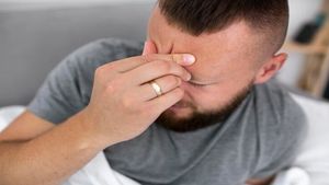 ದೇಹದಲ್ಲಿ ಈ ಬದಲಾವಣೆ ಆದರೆ ನಿಮ್ಮಲ್ಲಿ ವಿಟಮಿನ್ ಬಿ12 ಕೊರತೆಯಾಗಿದೆ ಎಂದರ್ಥ