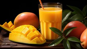 ಬೇಸಿಗೆಯಲ್ಲಿ ಮಾವಿನ ಹಣ್ಣು ಸೇವನೆ ಪ್ರಯೋಜನವೇನು? ಹಾಲಿನ ಜೊತೆ ಸೇವಿಸಬಹುದೇ?