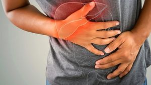 ಲಿವರ್‌ ಸಮಸ್ಯೆಯಿದೆ ಎಂದು ಸೂಚಿಸುವ ಲಕ್ಷಣಗಳಿವು, ಕುಟುಂಬಸ್ಥರು ಲಿವರ್‌ ದಾನ ಮಾಡಿದರೆ ವ್ಯಕ್ತಿಯ ಪ್ರಾಣ ಉಳಿಸಬಹುದು