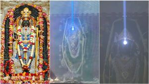 ರಾಮನವಮಿ ವಿಶೇಷ: ಬಾಲರಾಮನಿಗೆ ಸೂರ್ಯರಶ್ಮಿ ಅಭಿಷೇಕದ ಅದ್ಭುತ ದೃಶ್ಯಾವಳಿ..!