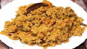 ಬ್ರೇಕ್‌ಫಾಸ್ಟ್‌ಗೆ ಫಟಾಫಟ್ ರೈಸ್ ಬಾತ್‌! ರೆಸಿಪಿ ಇಲ್ಲಿದೆ!