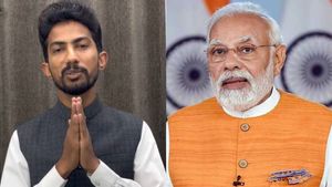 ಪ್ರಧಾನಿ ಮೋದಿ ವಿರುದ್ಧ ಶ್ಯಾಮ್ ರಂಗೀಲಾ ನಾಮಪತ್ರ..! ಯಾರು ಈ ಯುವಕ ಗೊತ್ತಾ?