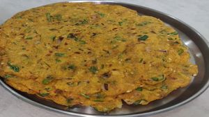 ಬೊಂಬಾಟ್ ರುಚಿಯ ತಾಲಿಪಟ್ಟು ಮಾಡಿ ನೋಡಿ..! ವಿಶಿಷ್ಟ ತಿಂಡಿ ರೆಸಿಪಿ ಇಲ್ಲಿದೆ