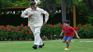 9 ವರ್ಷದ ಚಂದ್ರಬಾಬು ನಾಯ್ಡು ಮೊಮ್ಮಗ ಕೋಟಿ ಕೋಟಿ ಒಡೆಯ..! ಹೇಗೆ ಗೊತ್ತಾ?