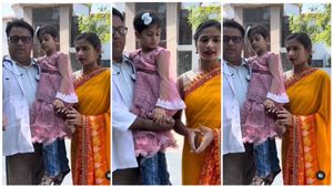 ಮಗಳ ಮದುವೆಯಾದರೆ ಬಂಗ್ಲೆ, ₹50 ಲಕ್ಷ ಎಫ್‌ಡಿ: ಹುಡುಗಿ ತಂದೆಯ ಆಫರ್..!